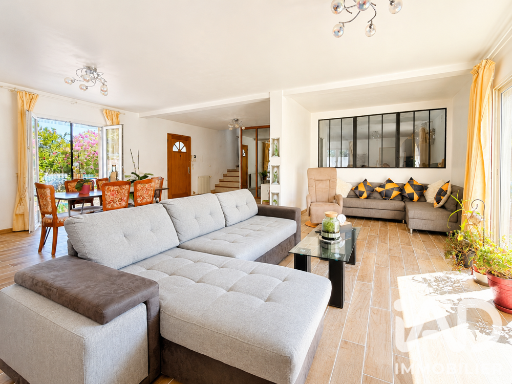 Vente Maison Vente Maison/villa 8 pièces Montbazin