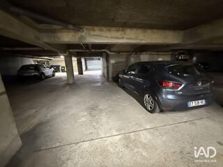  Parking / Garage à louer 14 m²