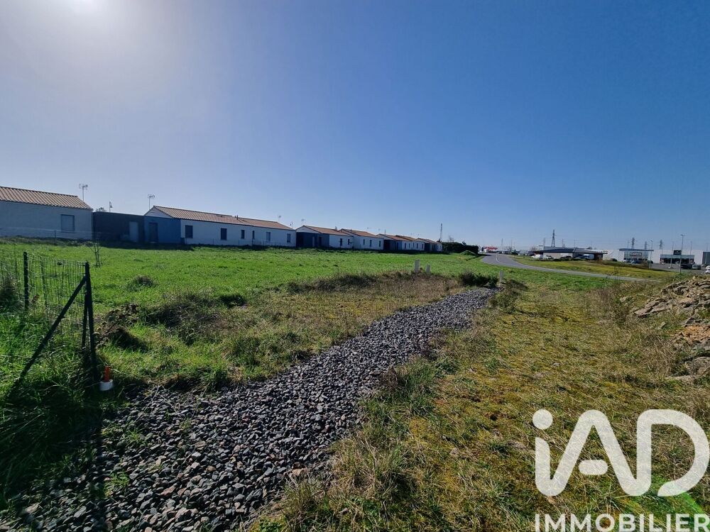 Vente Terrain Vente Terrain à bâtir 2 377 m&sup2; Ruffec