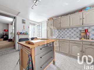  Immeuble à vendre 8 pièces 187 m²