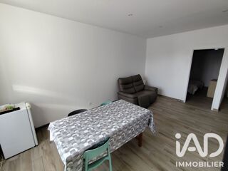  Appartement à louer 3 pièces 49 m²