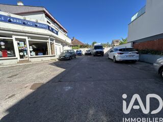  Immeuble � vendre 151 m�