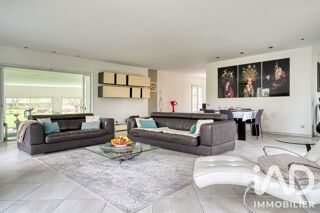  Maison à vendre 9 pièces 244 m²