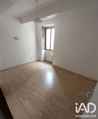  Appartement à louer 3 pièces 80 m²