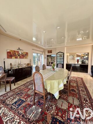  Maison à vendre 13 pièces 251 m²