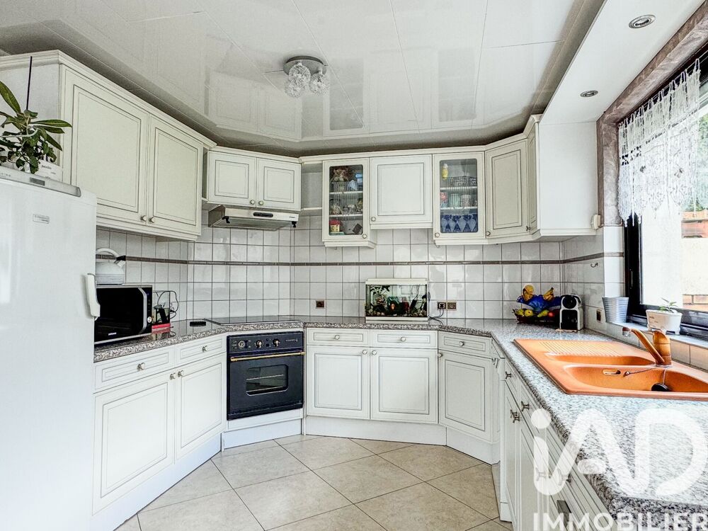 Vente Maison Vente Maison/villa 4 pièces Villeneuve-saint-denis
