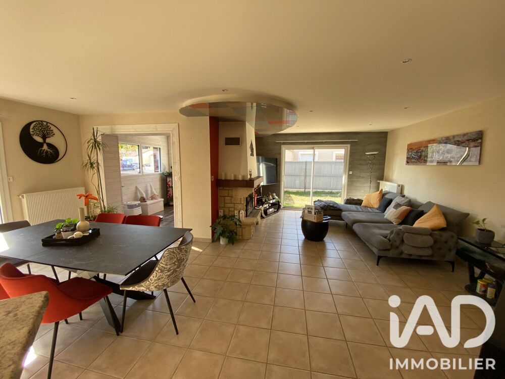 Vente Maison Vente Maison/villa 8 pièces Saint-paul-en-pareds