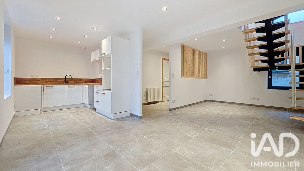 Location Appartement Location Appartement 5 pièces Saint-julien-molin-molette