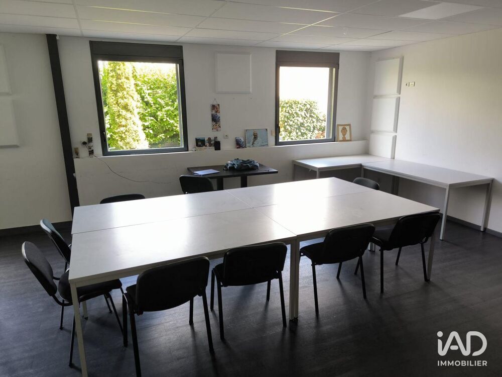  Location - 430 m² Décines-Charpieu (69150)