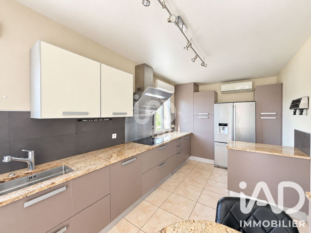 à vendre  Appartement Saint-Raphaël (83700)