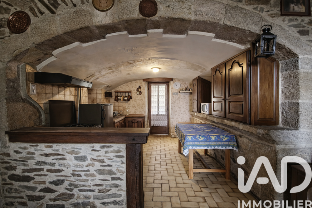 Vente Maison Vente Maison de campagne 4 pièces Laval-de-cère
