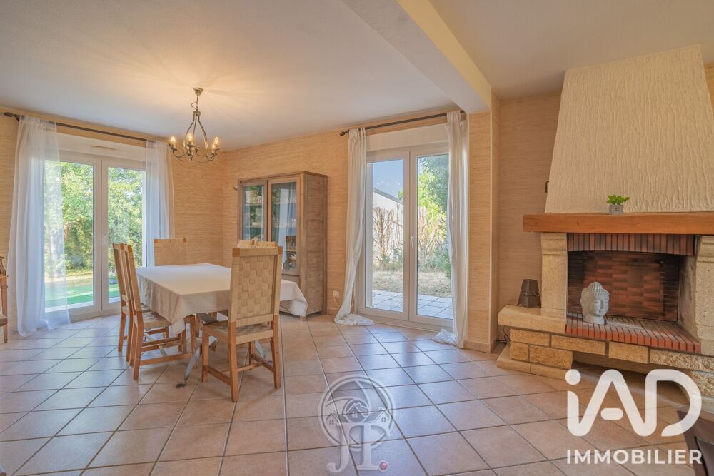 Vente Maison Vente Maison d'architecte 7 pièces Pournoy-la-chétive