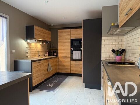   Vente Maison/villa 8 pièces Maison - 8 pièce(s) - 140 m²