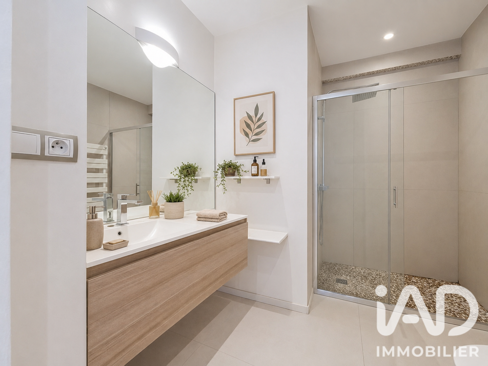 vente Appartement - 2 pièce(s) - 61 m² Nice (06000)
