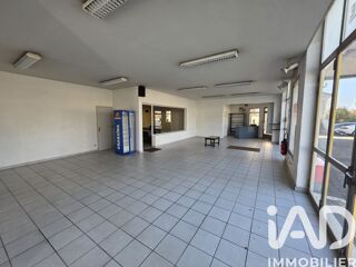  Parking / Garage à vendre 510 m²
