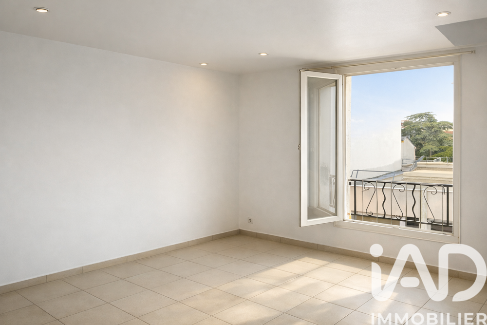 Appartement 2 pièces 33 m² · à Aubervilliers · 33 m² · 165 300 €