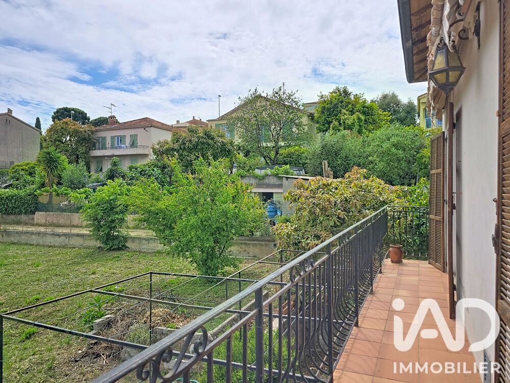 Vente Maison Vente Maison traditionnelle 5 pièces Saint-laurent-du-var