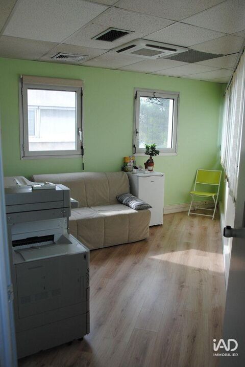   Location - 42 m² 