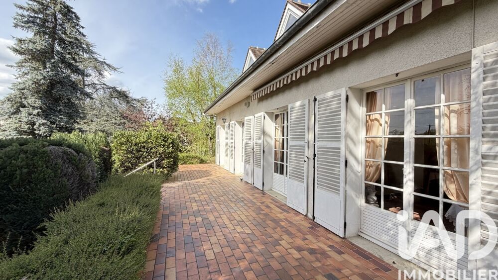 Maison 7 pièces 159 m² · à Livry-sur-Seine · 159 m² · 386 000 €