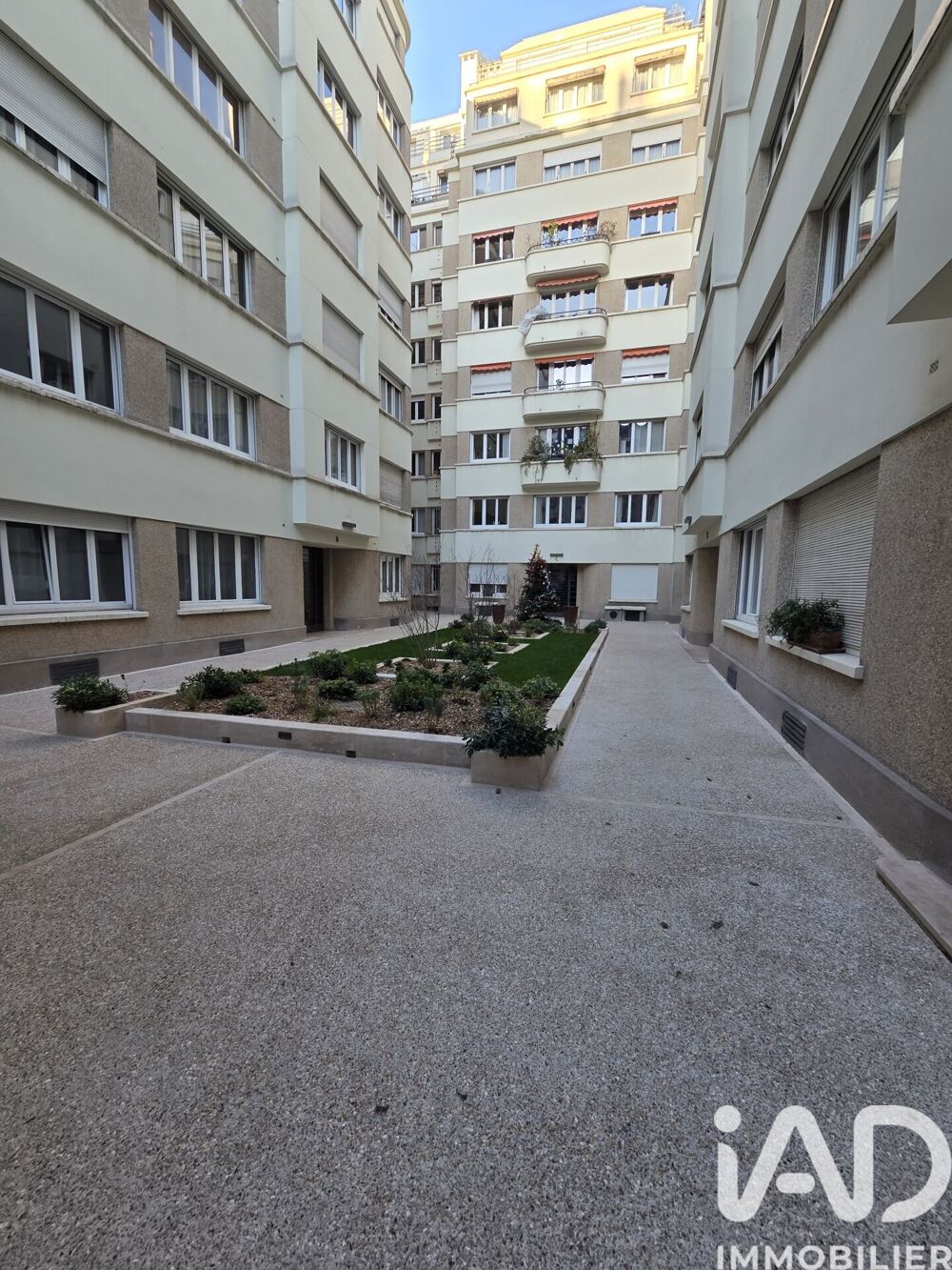vente Appartement - 2 pièce(s) - 52 m² Paris 15