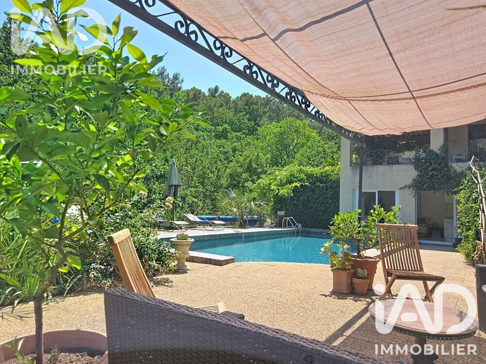Vente Maison Vente Maison traditionnelle 8 pièces Tourrettes