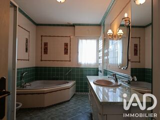  Maison à vendre 7 pièces 195 m²