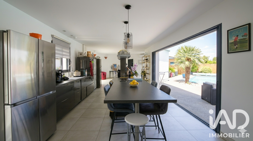Vente Maison Vente Maison d'architecte 6 pièces Germond-rouvre