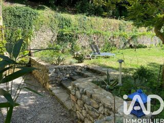  Maison à vendre 15 + pièces 718 m²