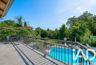  Maison à vendre 10 pièces 233 m²