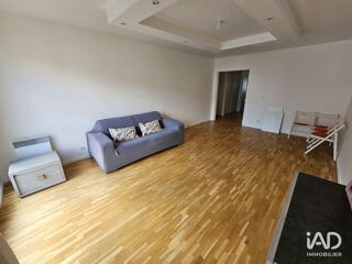  Appartement à louer 4 pièces 90 m²