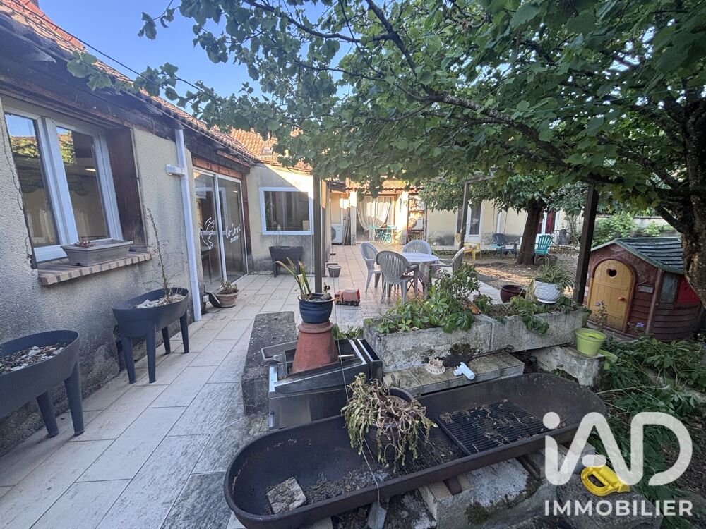 Vente Maison Vente Maison/villa 10 pièces Yzeure