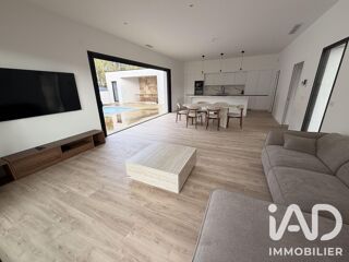  Maison 7 pièces 138 m² Loupes