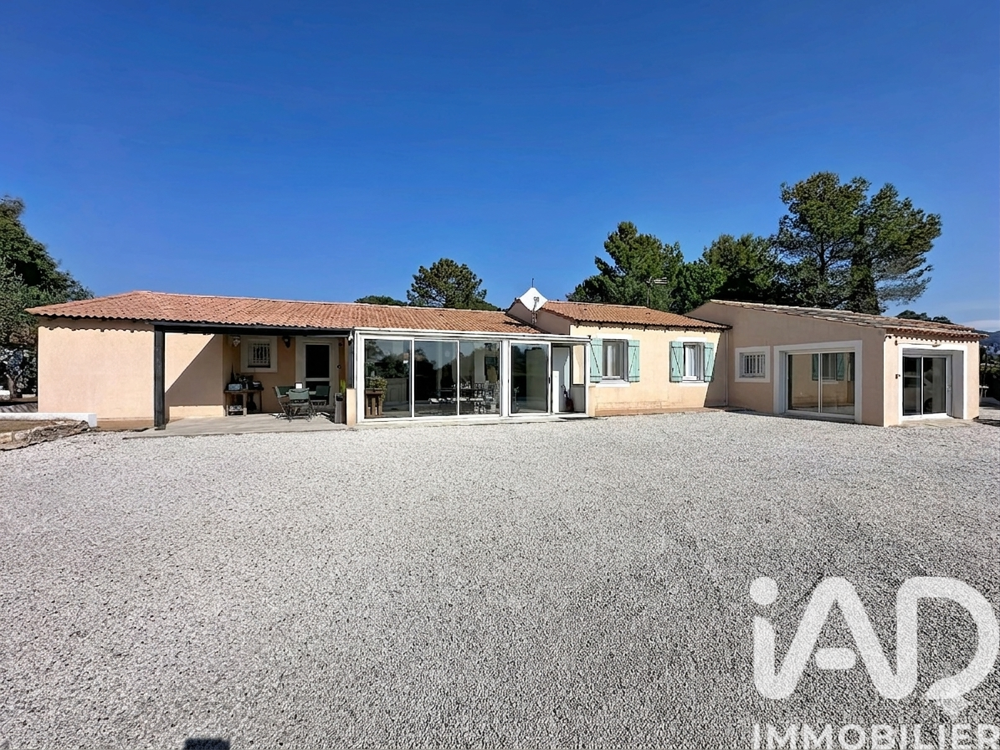 à vendre  Maison Roquebrune-sur-Argens (83520)