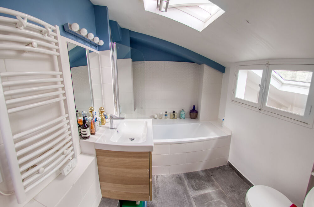 Vente Appartement Loft au coeur du Faubourg du Temple au calme et sans vis-à-vis Paris 11