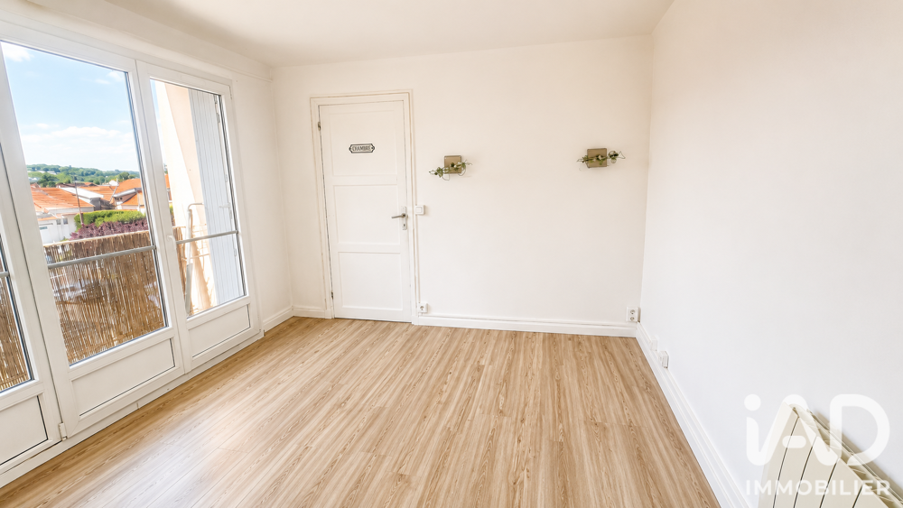 vente Appartement - 2 pièce(s) - 35 m² Viry-Châtillon (91170)