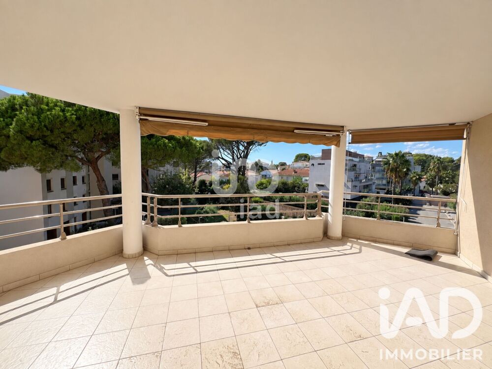 à vendre  Appartement Saint-Raphaël (83700)
