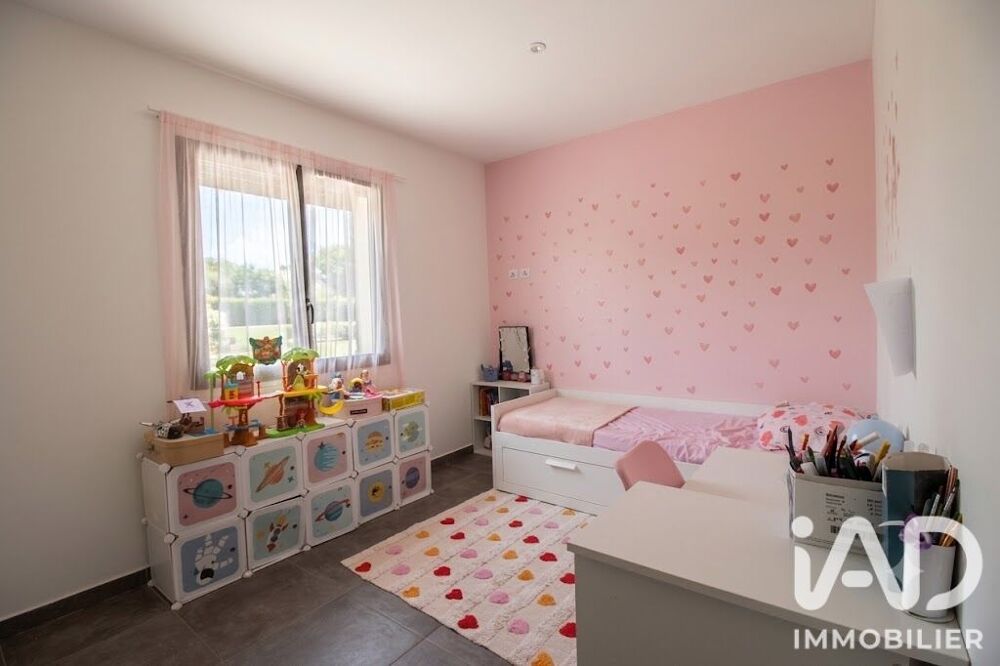 location Maison - 5 pièce(s) - 142 m² Ventabren (13122)