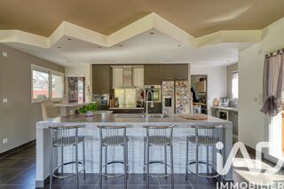  Maison � vendre 7 pi�ces 220 m�