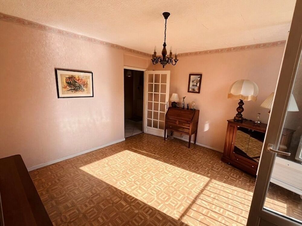 Appartement T4 - parking et caves - St-Germain-les-Arpajon