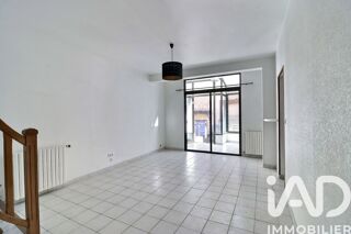 Immeuble à vendre 179 m²