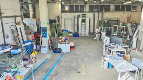 Un local partag&eacute; cl&eacute; en main. Le local fait 300m2 env... 950 91330 Yerres