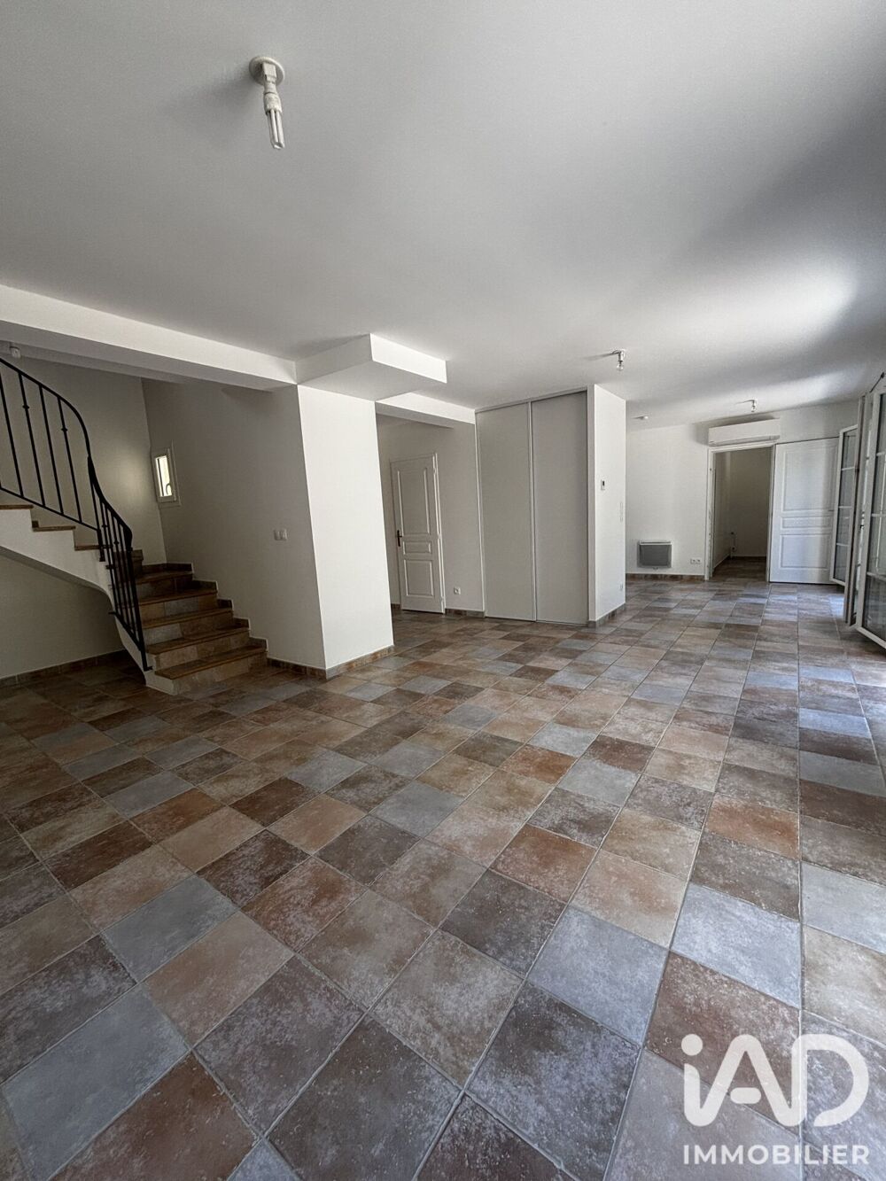 Vente Maison Vente Maison traditionnelle 6 pièces Lambesc