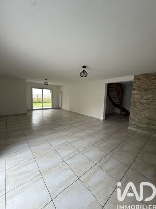  Maison à vendre 9 pièces 215 m²