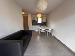  Appartement à louer 2 pièces 31 m²