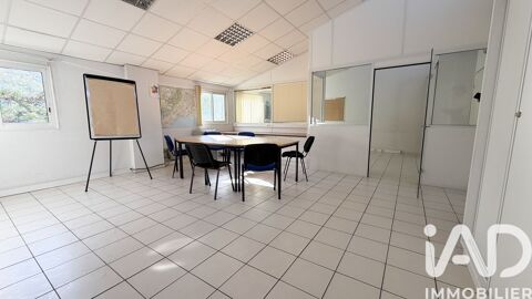 iad France - Corinne Baud vous propose: Secteur MAREC... 71000 30900 Nîmes