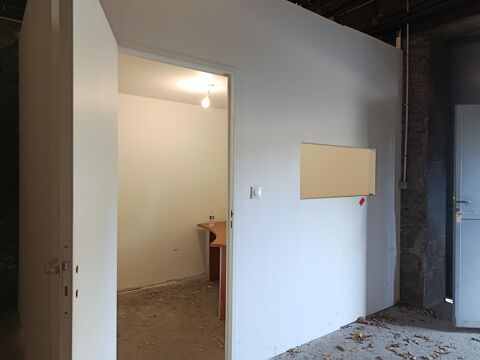   La Grand Croix, 267 rue du canal dépôt de 80m² 