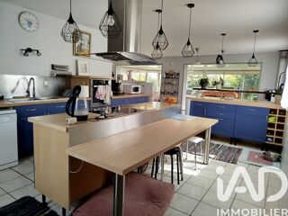  Maison à vendre 10 pièces 255 m²