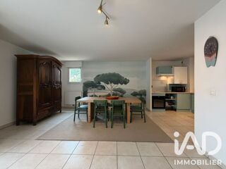  Appartement à louer 4 pièces 90 m²