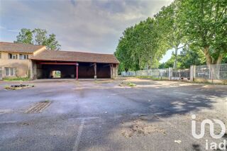  Immeuble à vendre 1200 m²