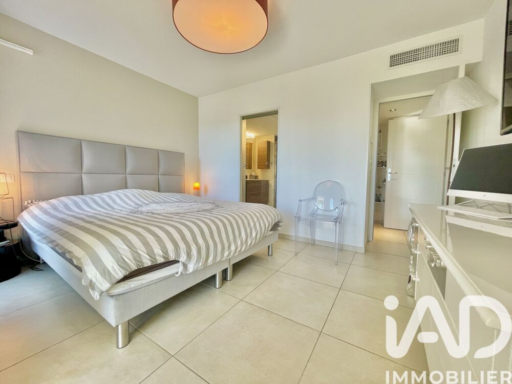 à vendre  Appartement Fréjus (83600)